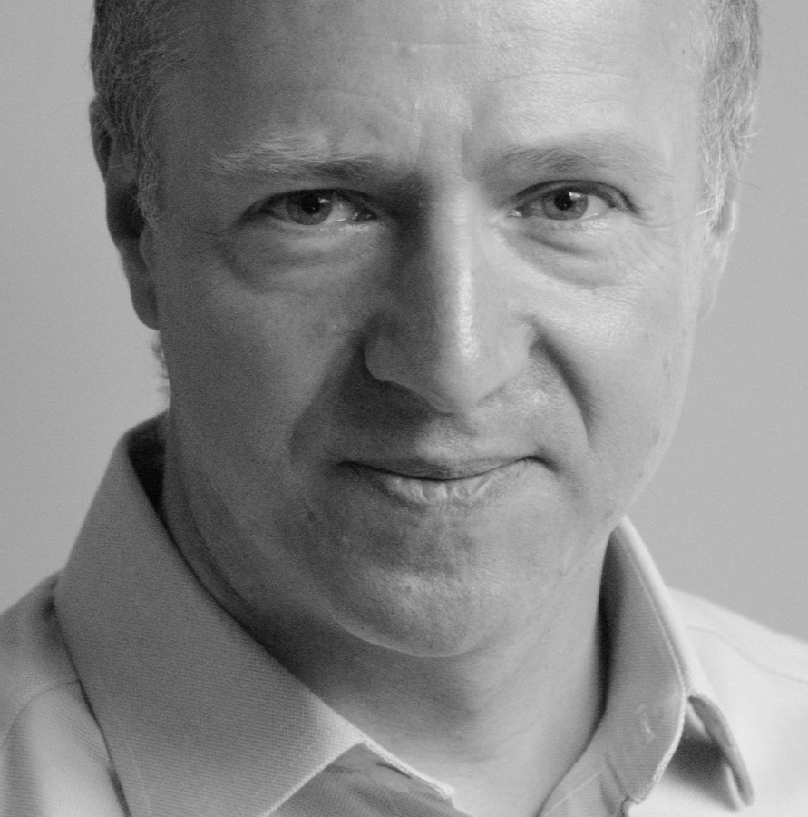 Portrait of Dr Jonathan Dakin